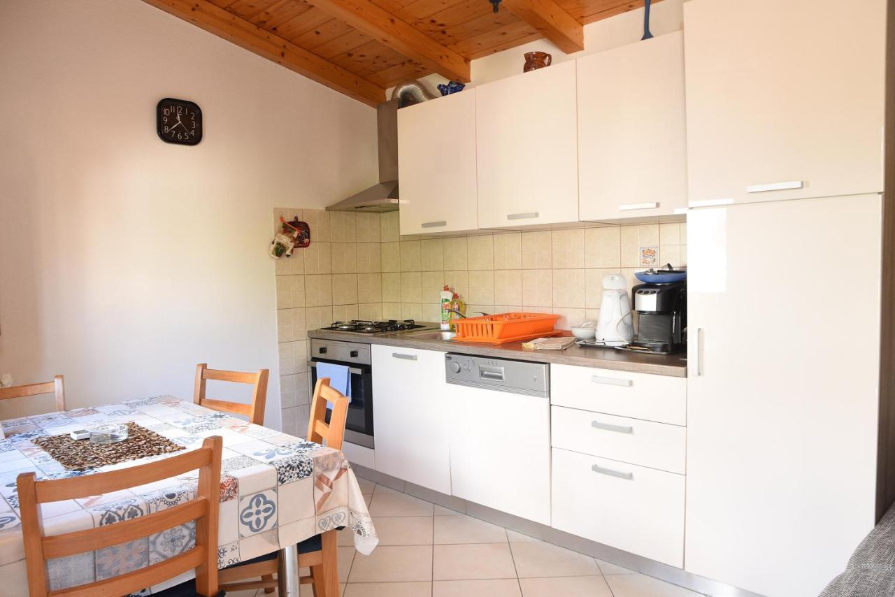 Apartment Anamarija Валун Экстерьер фото