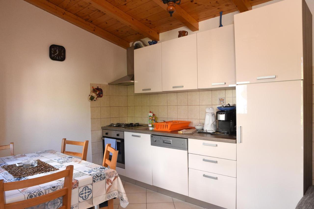 Apartment Anamarija Валун Экстерьер фото