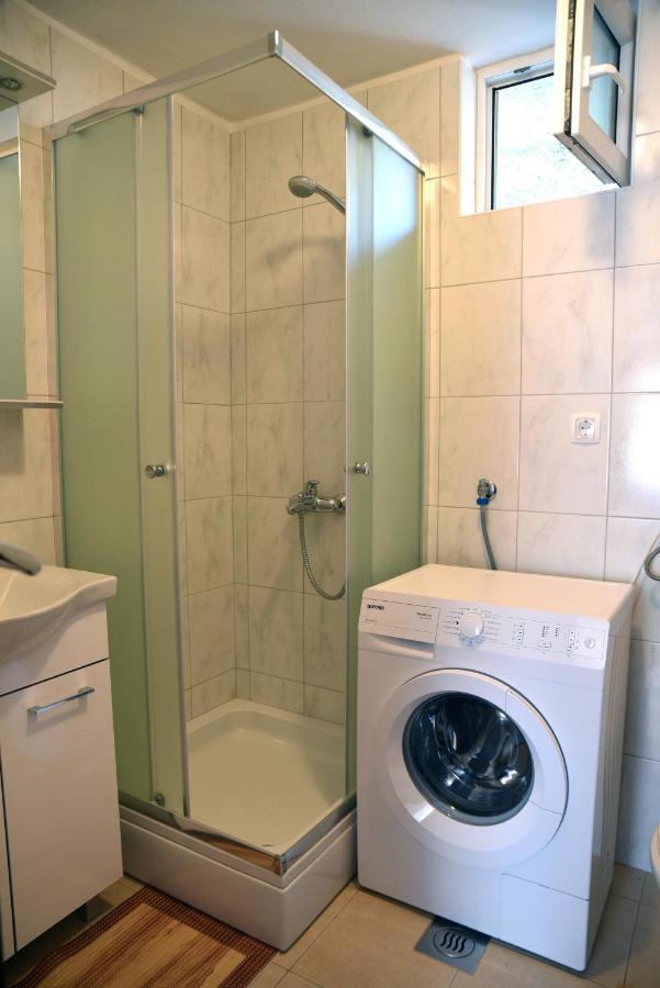 Apartment Anamarija Валун Экстерьер фото