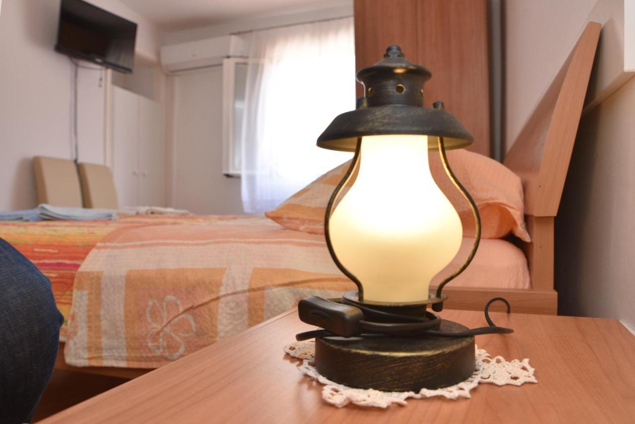 Apartment Anamarija Валун Экстерьер фото